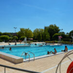 Piscine avec affluence