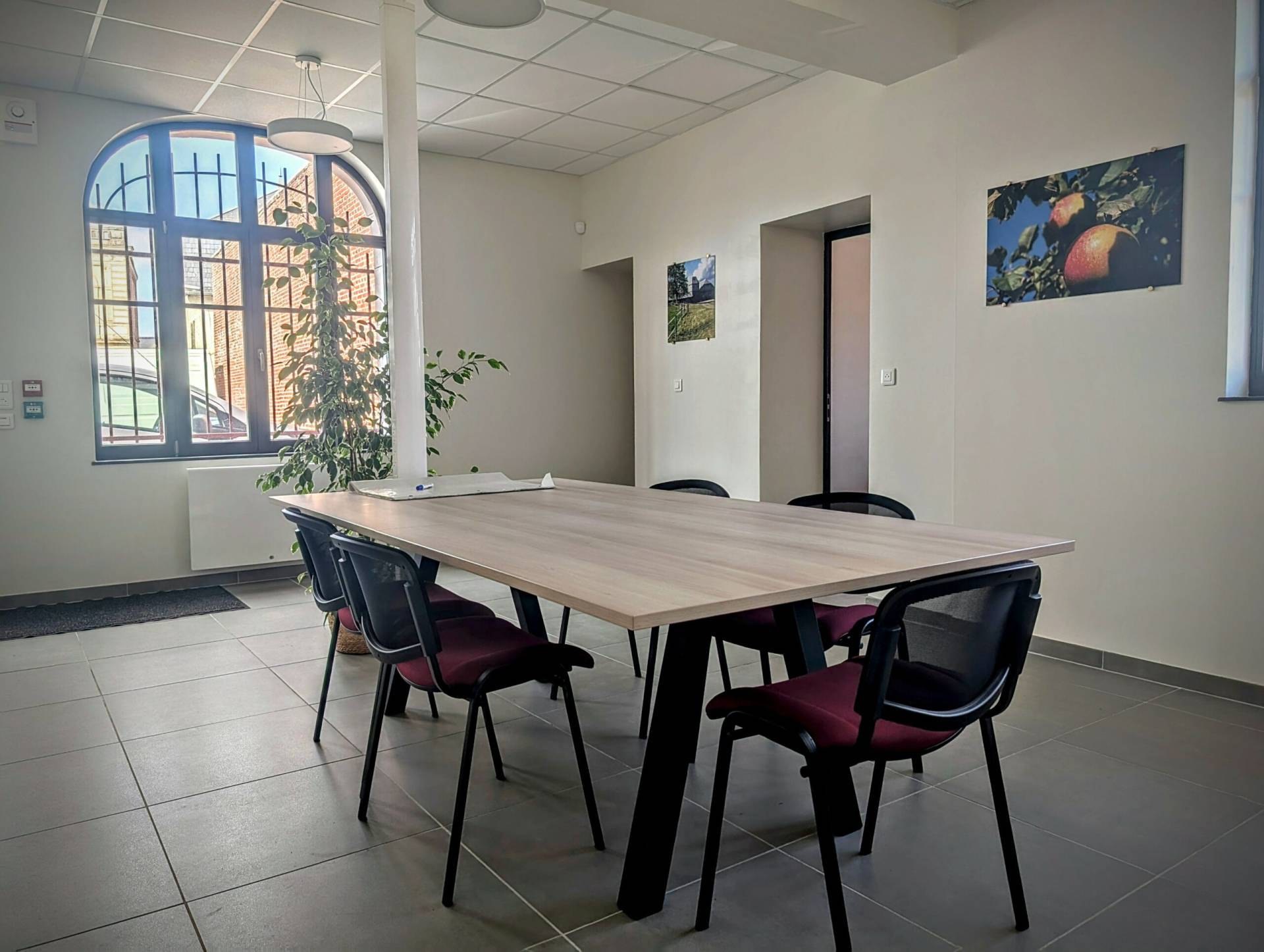Espace de coworking du tiers-lieu professionnel